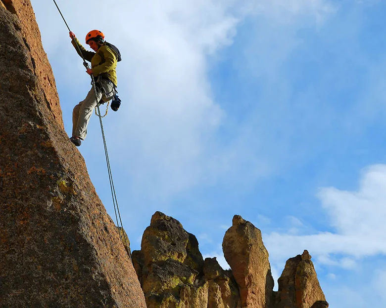 What Is Trad Climbing - Rappelling