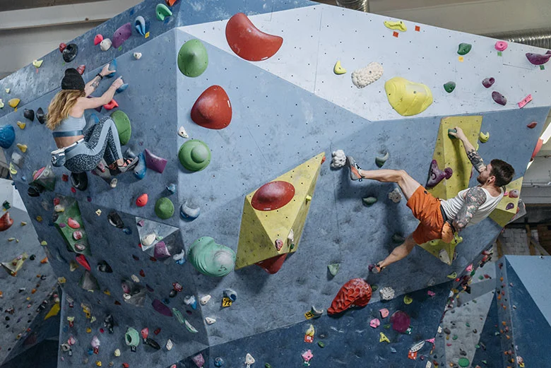What To Wear For Indoor Rock Climbing- Climbing Clothes For Men And Women