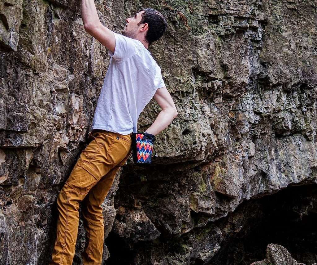 Noborou Chalk Bag Review - ClimbingJunkie